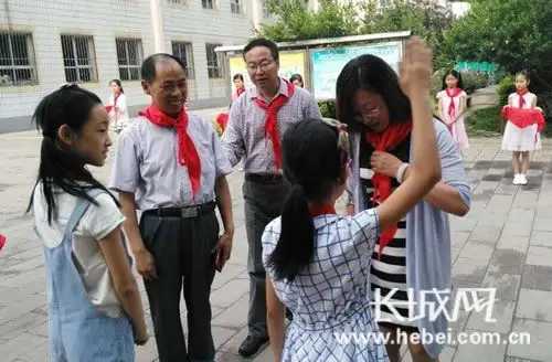 翰墨传雅韵 河北省书画名家进校园共庆六一