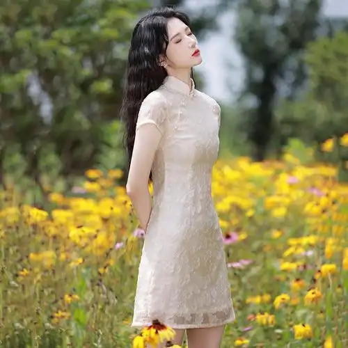 白色旗袍短款2022年新款改良夏季年轻小个子复古旗袍