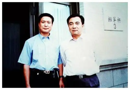 国家一级演员鲍国安,13岁上台表演,演曹操成经典,妻子是助理|鲍国安