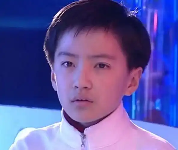 有种"整容"叫长开了,丁凯乐成一枚学霸,最后一位居然是个女生