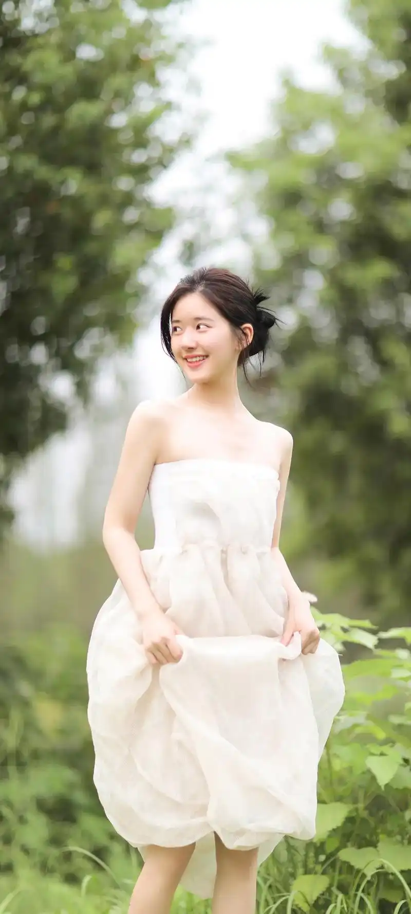 赵露思全面屏手机壁纸