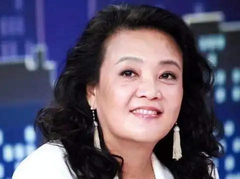 "上梁不正下梁歪"他们"混成"到如今这一步,都是有原因的