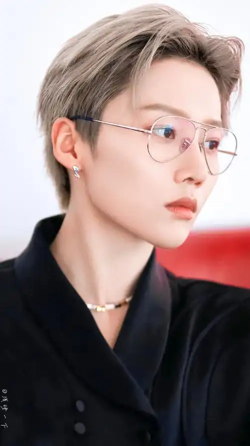 刘雨昕|眼镜可以半永久#刘雨昕法国希思黎睿秀护发品牌代言人