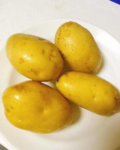 培根芝士烤土豆,你喜欢吃吗?_东方养生频道_东方养生