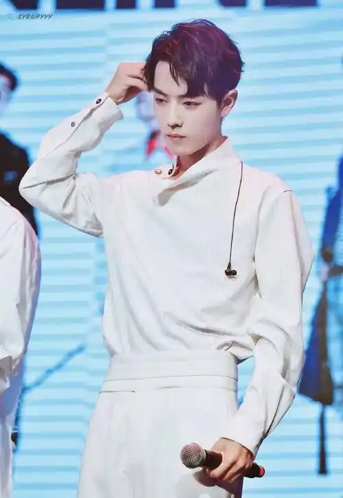 原创肖战还能火多久内附一大批肖战最新照片每一张都能当壁纸