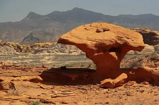 小芬兰_内华达州一处无人区 - 雷公的博文 - 美国中文网