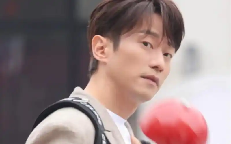 演员张栋梁鲨回来了!