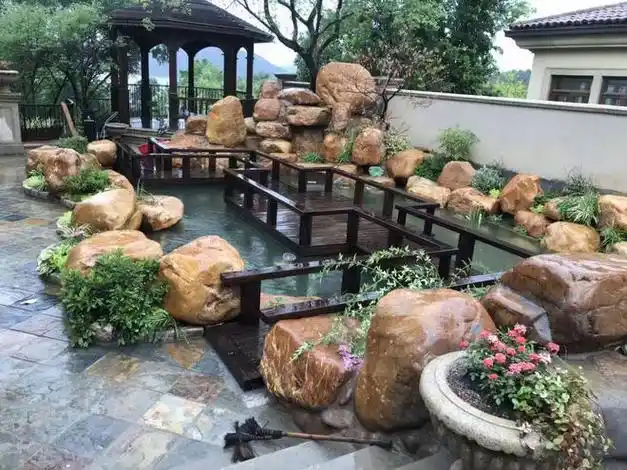 黄蜡石假山水景制造别墅室外装饰假山材料