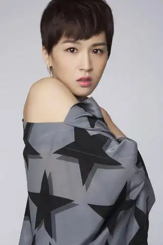 曾沛慈北京售票首唱承袭范玮琪傻妞风格