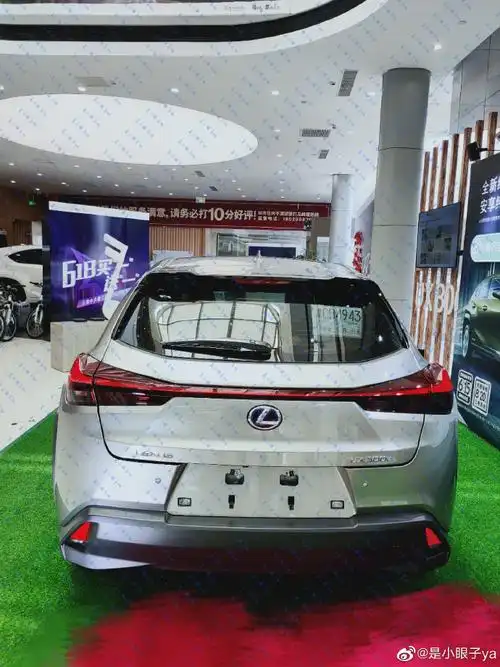 置顶王俊凯超话#王俊凯雷克萨斯新势力代言人#翘首以盼的同款同色的车