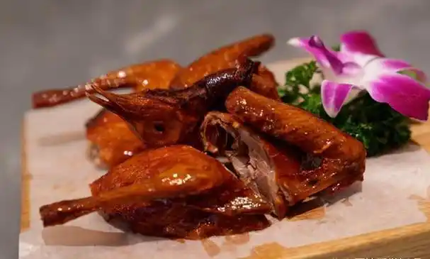 粤菜十大名菜有哪些?去广东必点的十大经典菜,太有特色啦