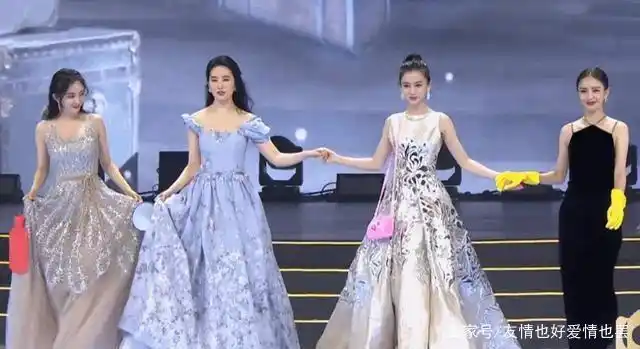 塑料姐妹花?杨颖始终包含刘亦菲,杨幂表达式太真实了