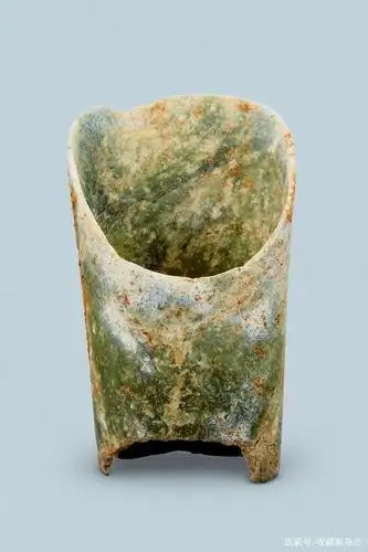 失而复得的珍宝:"全国打击防范文物犯罪成果展"中的红山玉器