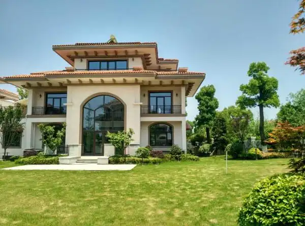 太阳湖大花园 别墅 小区图片仅供参考