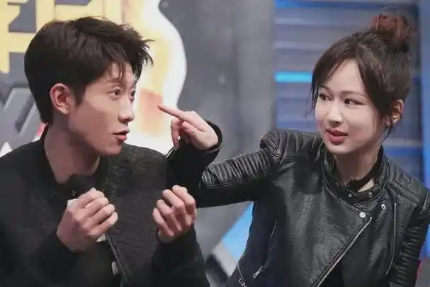 张一山揭秘与杨紫情感坦言性格火爆网友猜测终结友谊长存