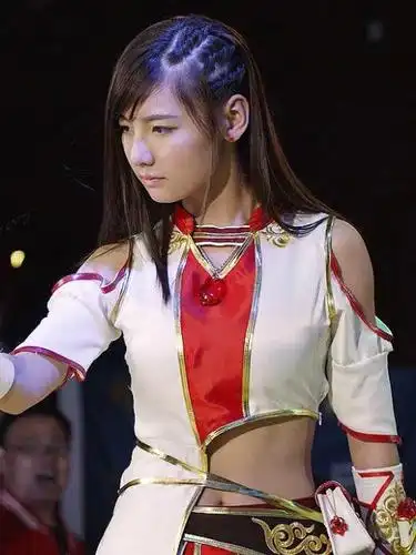 巴啦啦小魔仙演员现状:赵粤女团,赵今麦顶流,唯独她不温不火!