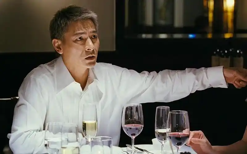 深度解说被低估的港片《门徒》,鱼子酱一人罐当饭吃,刘德华经典名场面