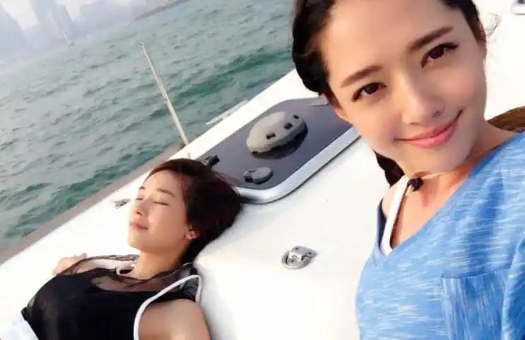 曾轶可和郭碧婷怎么了,俩人怎么认识的在一起过吗?