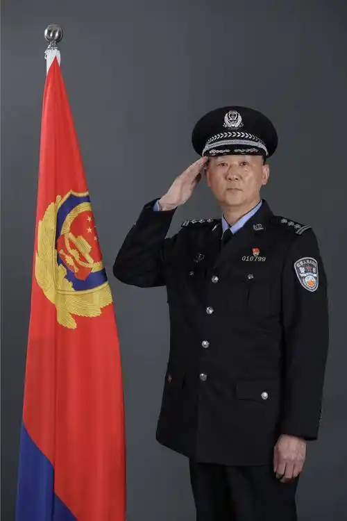 致敬警察节|"家国守护者"肖像特辑_礼服_照片_警服