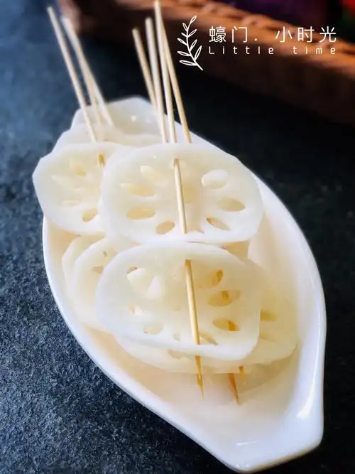 不辜负在最美好的时光里,用心感受美食带来味蕾的幸福感.