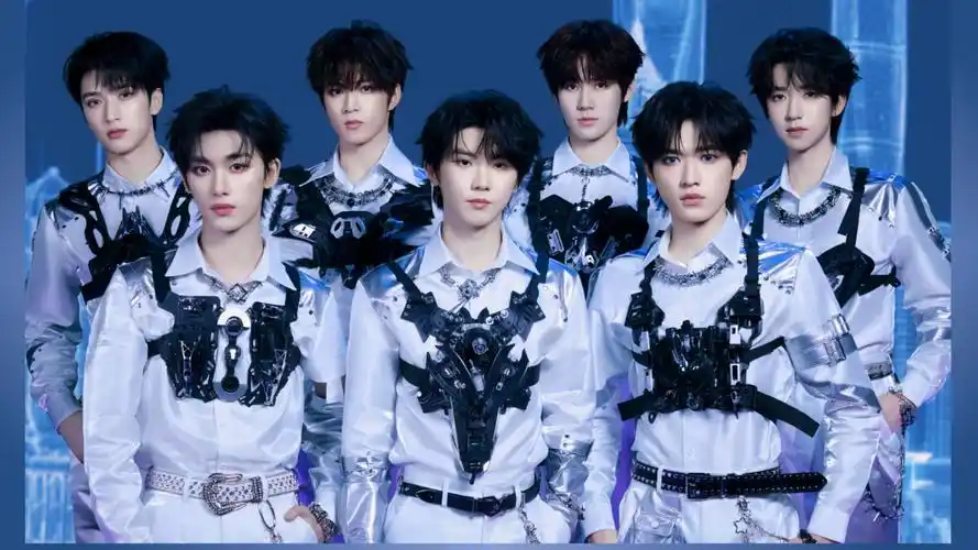 冠军演唱会今日上线,8月20,23日19:00在ks