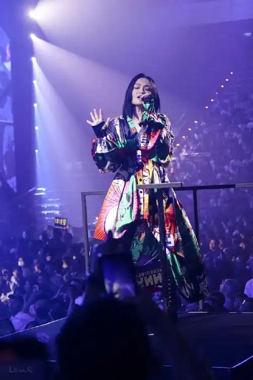 说到最值得看的华语女歌手演唱会,徐佳莹必有一席之地,这次巡演从主题