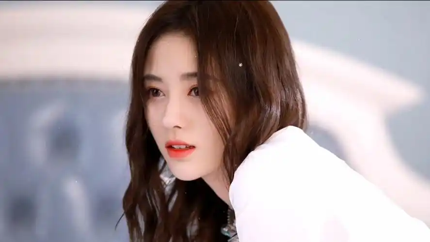 鞠婧祎明星安利