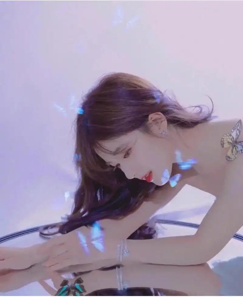 我愿说这是稀有绝美之图751575157515 赵露思