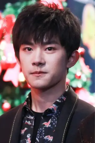 【年度偶像先锋】易烊千玺