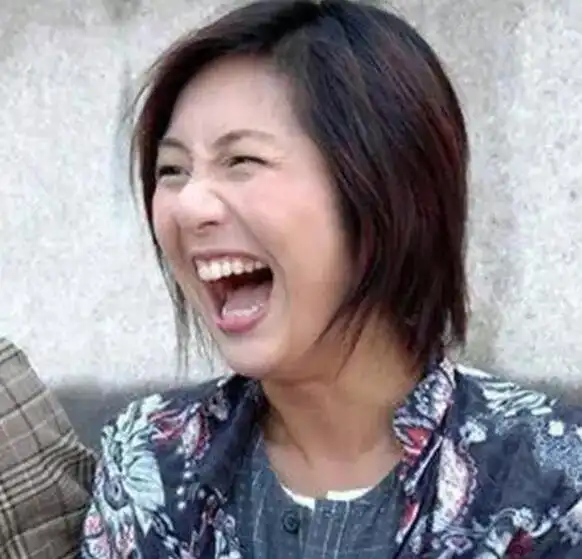 17娱乐圈不顾形象疯狂大笑的7大女神谁更有感染力