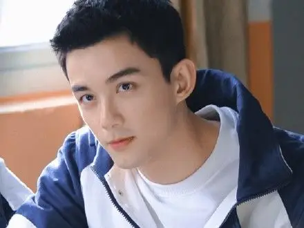 730吴磊电影盛夏未来三石30wl