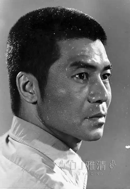 80年代9位金鸡奖影帝今昔照个个演技炸裂实至名归可惜4位已去世