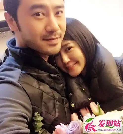 陈亦飞求婚谭维维成功现场激吻