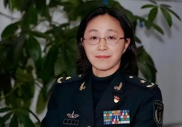 比导弹还可怕的女人?让东风17"打水漂"成现实,美国至今搞不懂