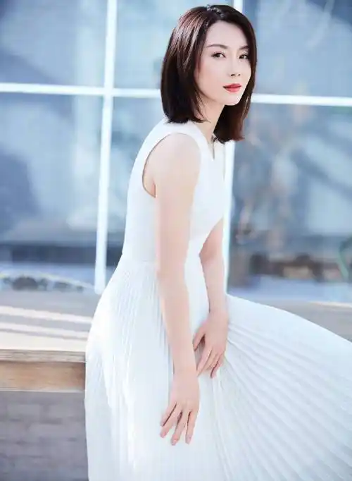 原创41岁陈数近照出道多年无绯闻嫁二婚老公7年不生孩子