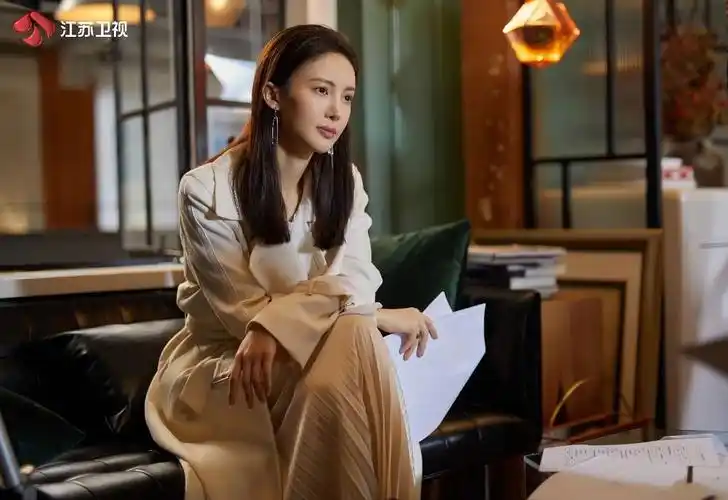 金晨 饰演沈思怡