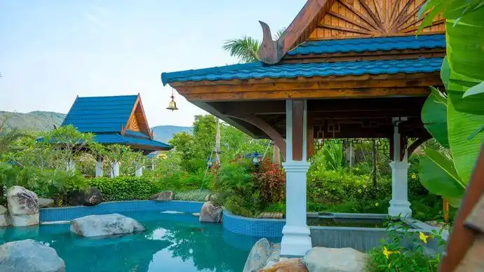 水底山温泉庄园