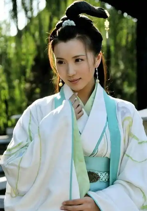 14个版本的"貂蝉",邱于庭惊艳,韩雪普通,董璇却被吐槽_角色_感觉_扮相