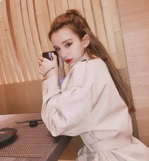 快手女神级网红颜值排行,球球第4,杨清柠第2,第一超级低调