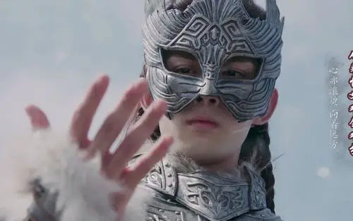 吴磊阿诗勒隼你的眼里闪耀着无尽的光芒