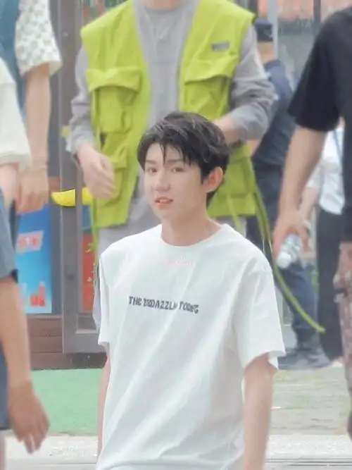 王源城市捉迷藏##城市捉迷藏