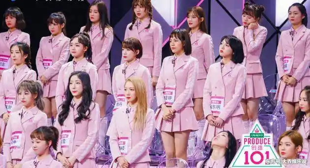 《创造101》:五位导师点评跳过杨超越?是不敢还是给她面子?