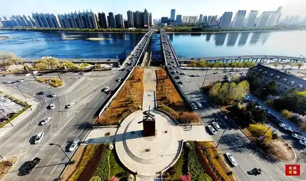 吉林市江城广场南改造工程初见雏形