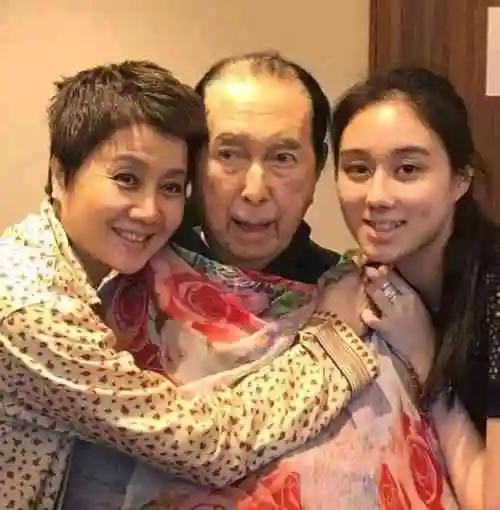 angieleunggamblingkingsfourthwifebecamethethirdrichest