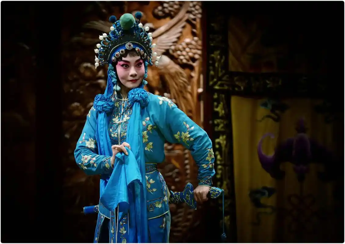 国碎京剧《白蛇传》剧照,2020年拍于未来方舟大戏台,可惜大 - 抖音