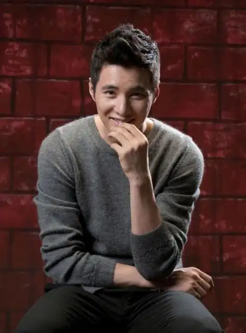 42岁冻龄男神吃防腐剂了婚后10年都不拍戏