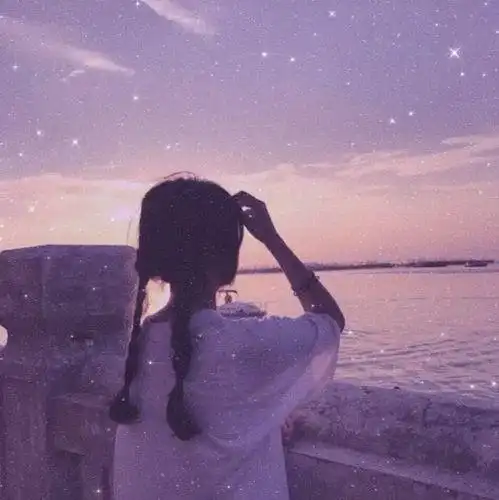 用背影做头像的女孩 女生头像图片大全 -【爱个性】