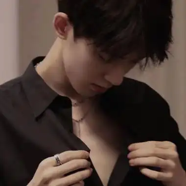 精致侧脸杀男生头像真人图片