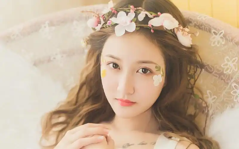 超好看的森系女生图片壁纸