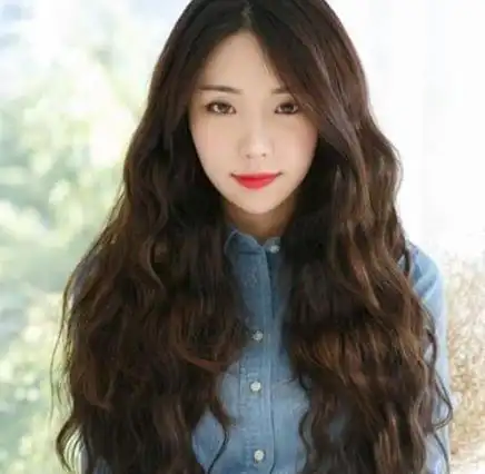 女生长头发小波浪卷发发型图片让你美到爆的卷发